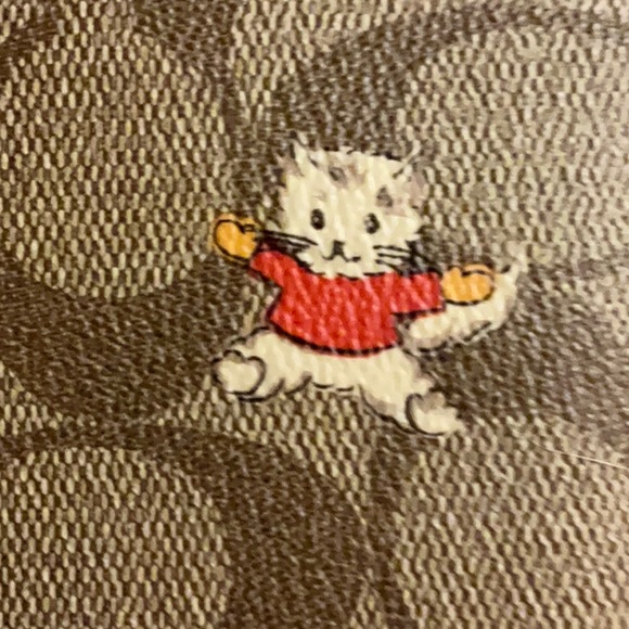 🐱 COACH ZIP WRISTLET IN SIGNATURE CANVAS WITH CAT MITTENS PRINT 🐱 NWT 🐱 - Picture 6 of 16